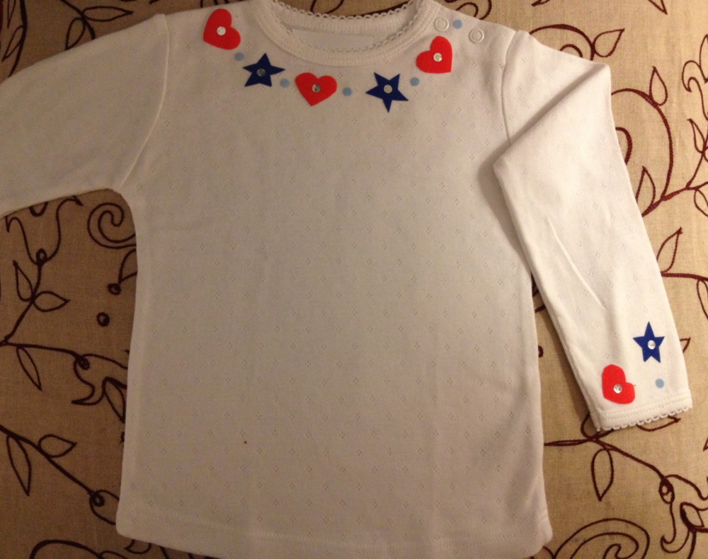 Random work from Laurien Versteegh | Kids wear: "Just my lorry" | Hearts and Stars
